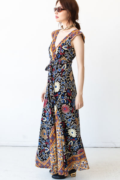 Anna Maxi